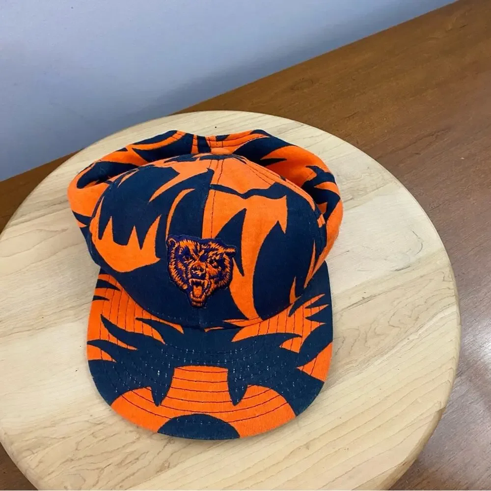 ZUBAZ VTG NFL CHICAGO BEARS STRIPED STRAPBACK MENS HAT‎ AOP MADE IN USA